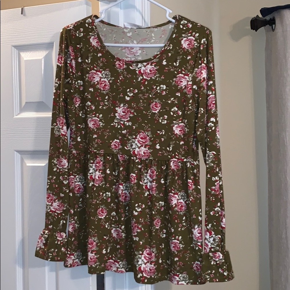 Peplum floral shirt